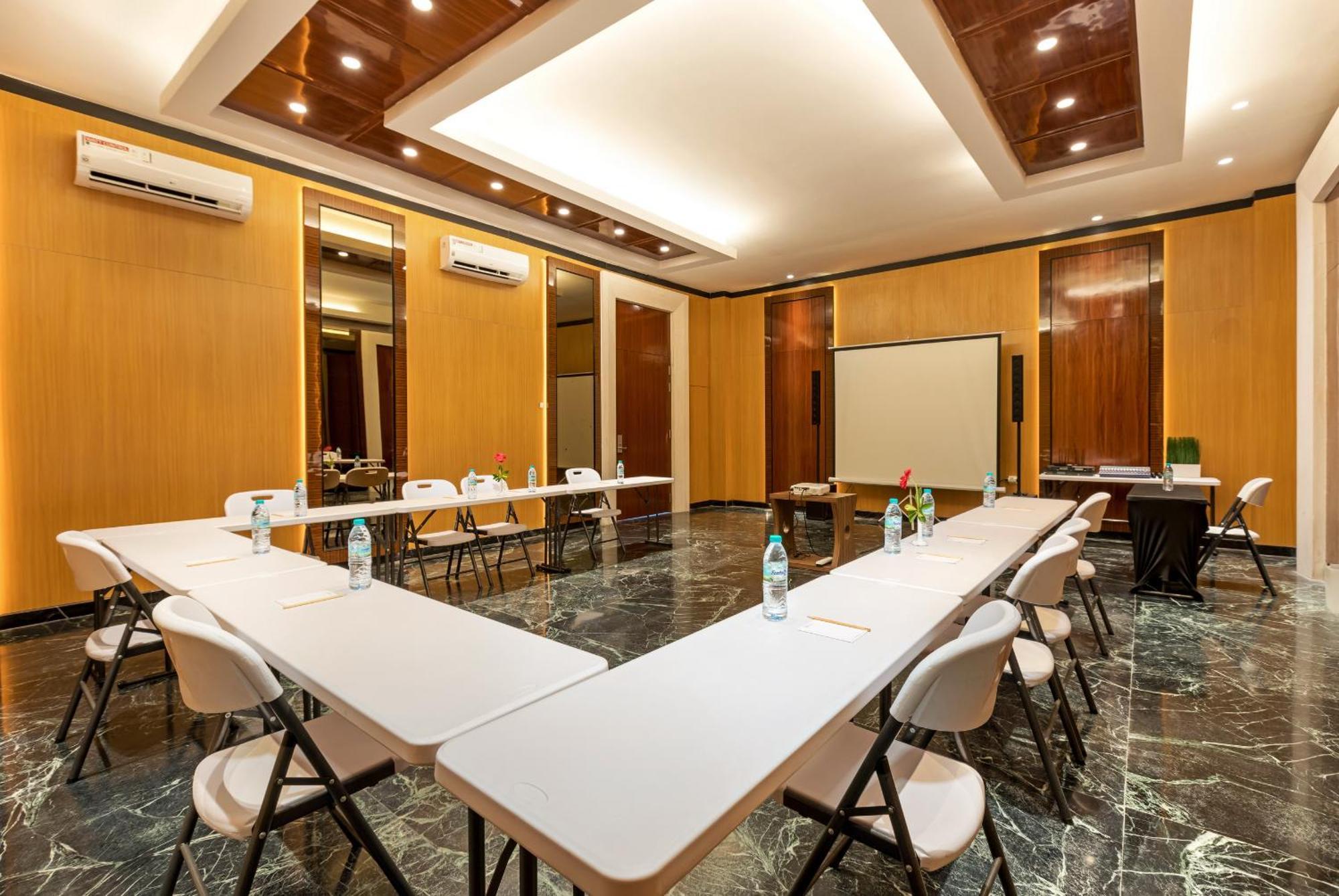 Boss Legian Hotel Powered By Archipelago Eksteriør bilde