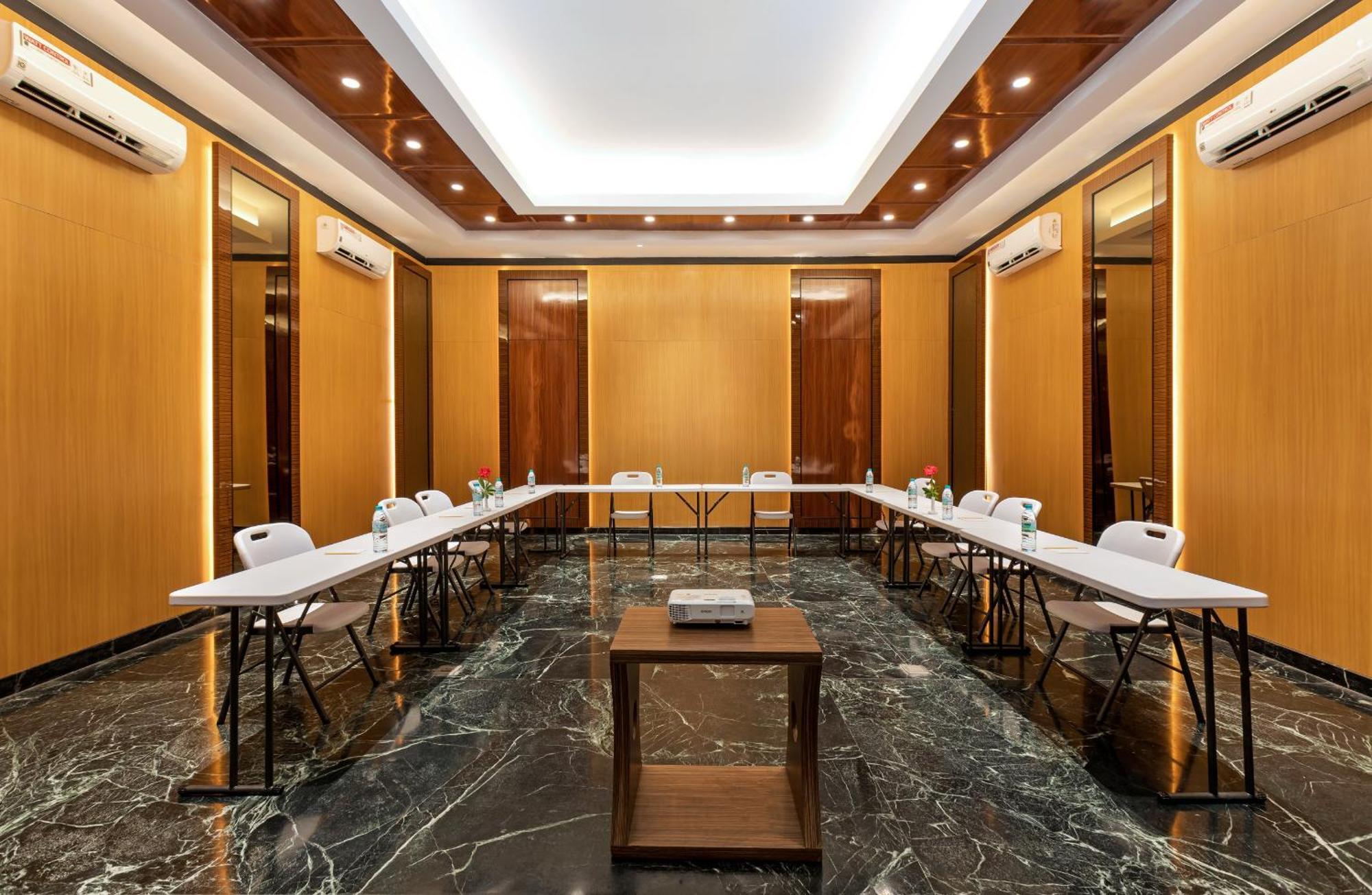 Boss Legian Hotel Powered By Archipelago Eksteriør bilde